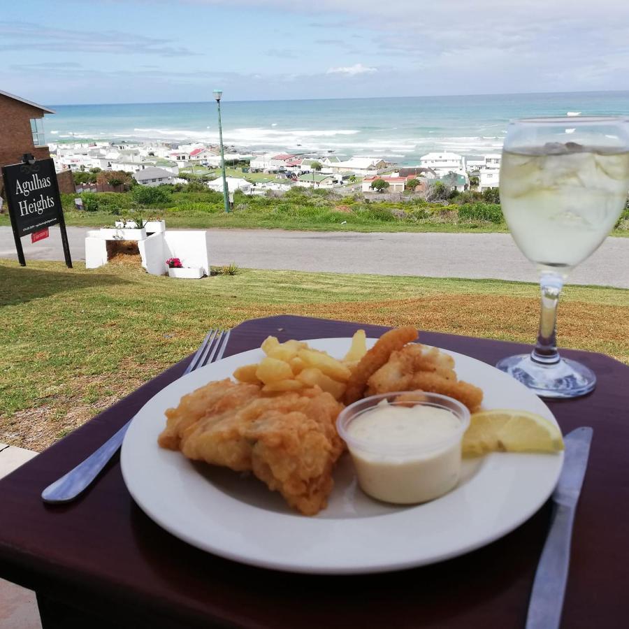 Agulhas Heights Self-Catering Cottages Екстериор снимка