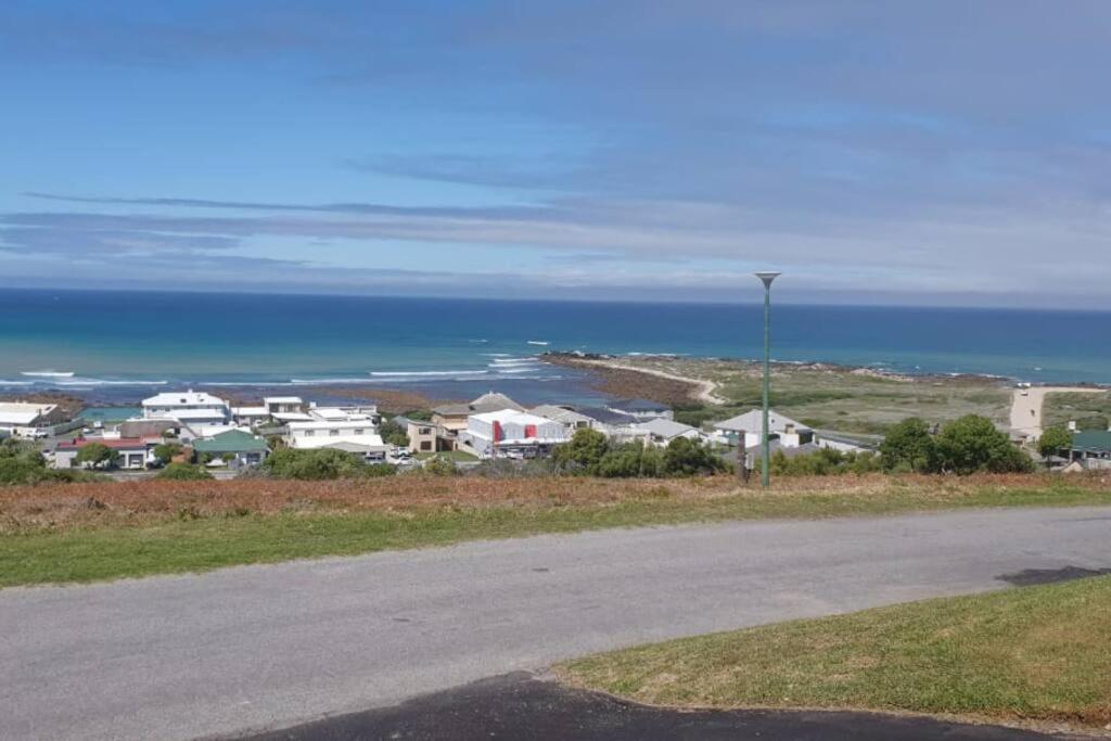 Agulhas Heights Self-Catering Cottages Екстериор снимка