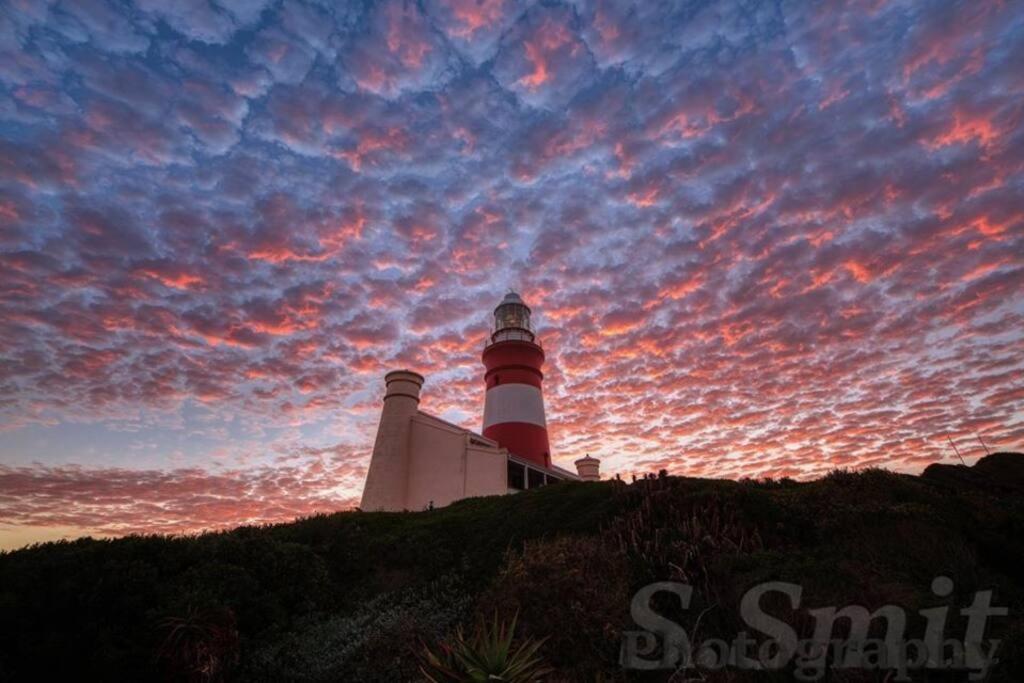 Agulhas Heights Self-Catering Cottages Екстериор снимка