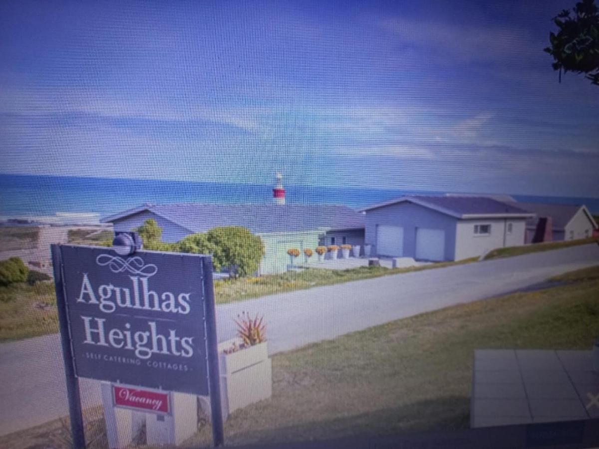Agulhas Heights Self-Catering Cottages Екстериор снимка