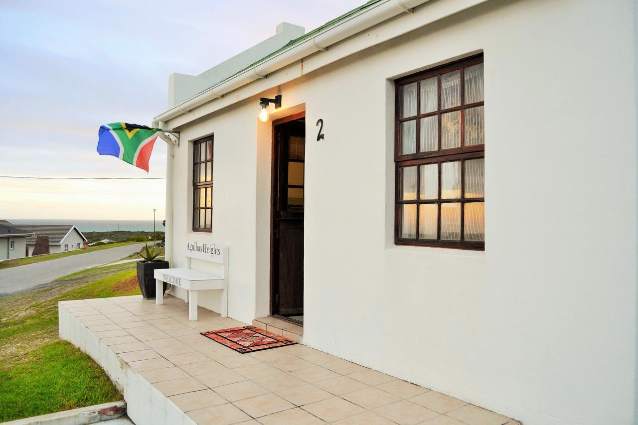 Agulhas Heights Self-Catering Cottages Екстериор снимка