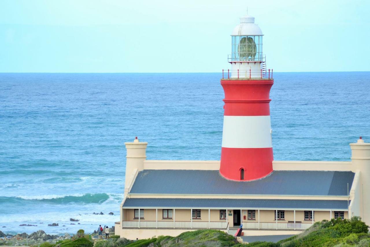 Agulhas Heights Self-Catering Cottages Екстериор снимка
